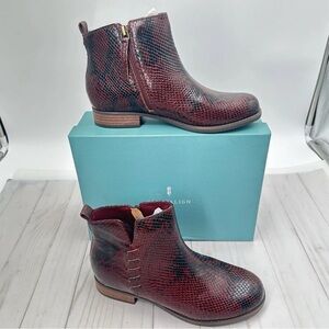 Revitalign Santiago Brown Snake Ankle Boots Size 7 SB152BRSN-7